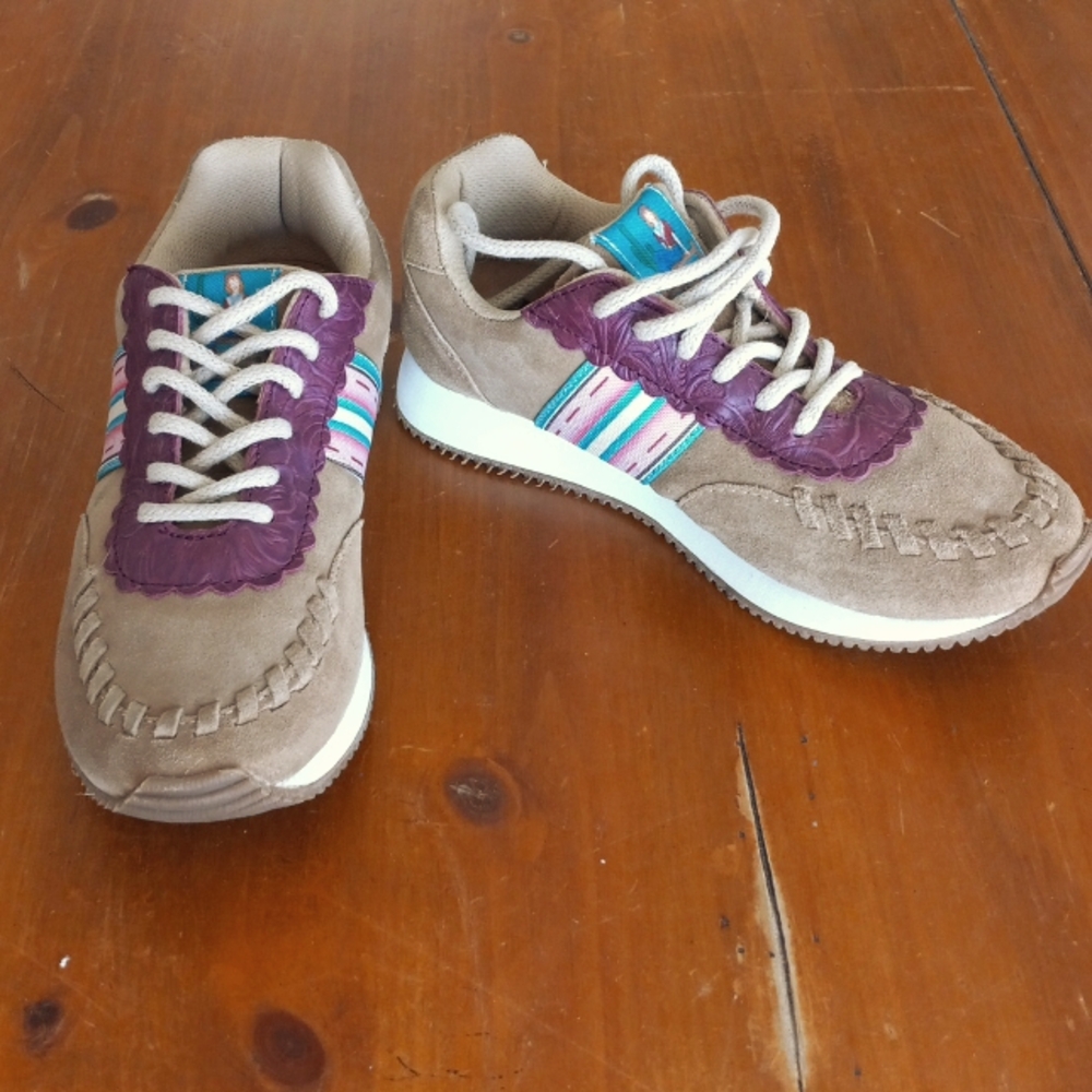 Nwot Reba by Justin Western Tennis Shoe Woman Size 7.5
